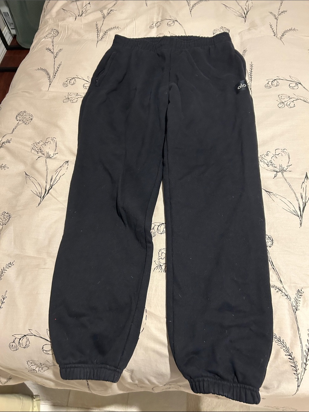 ALO Yoga Black Men's Fleece Joggers
